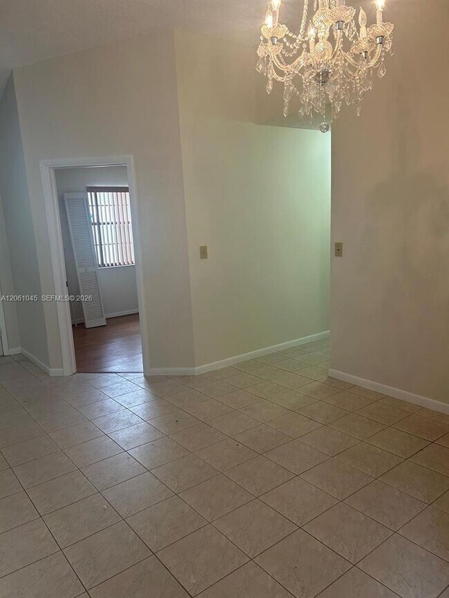 Foto del edificio - 5901 Chester Ln