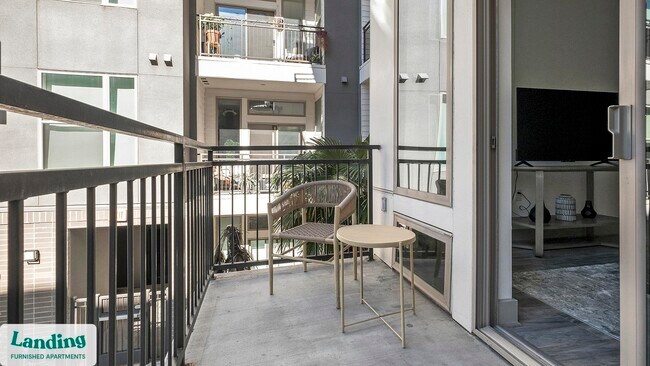 Foto del edificio - 3030 Summer St