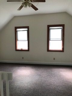 vaulted ceiling living room - 138 Beekman St