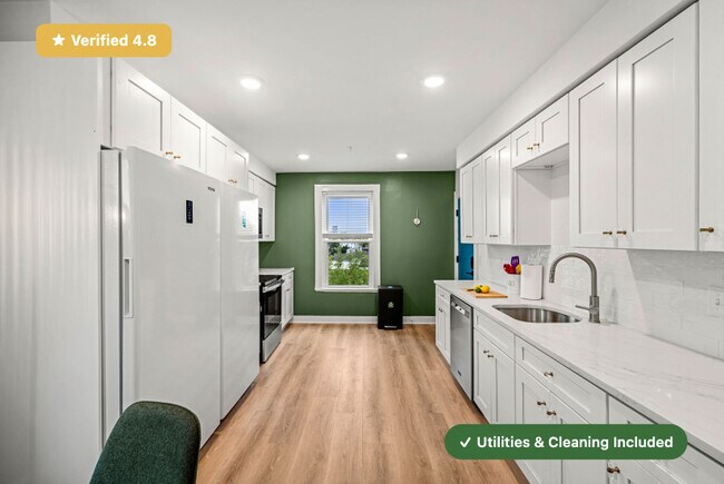Building Photo - New RoostUp Furnished Private Bedroom with Ensuite Bath in Somerville, Boston!