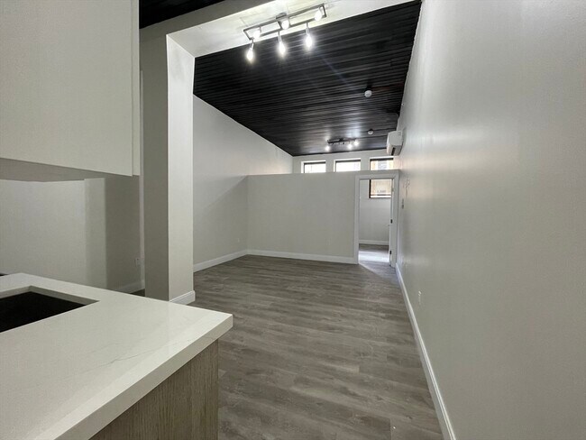 Foto del edificio - 13 Sudbury St