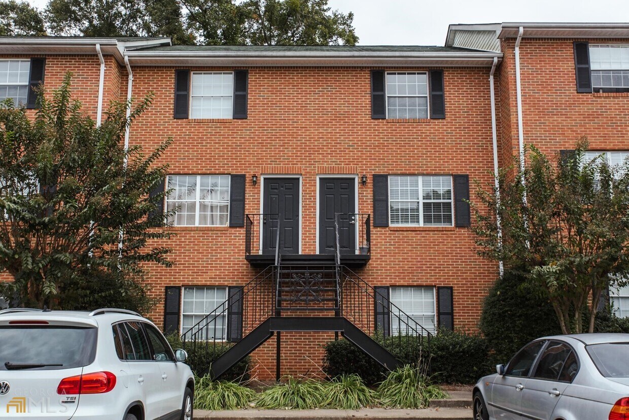 2165 S Milledge Ave Athens, GA 30605 Alquileres en Athens, GA