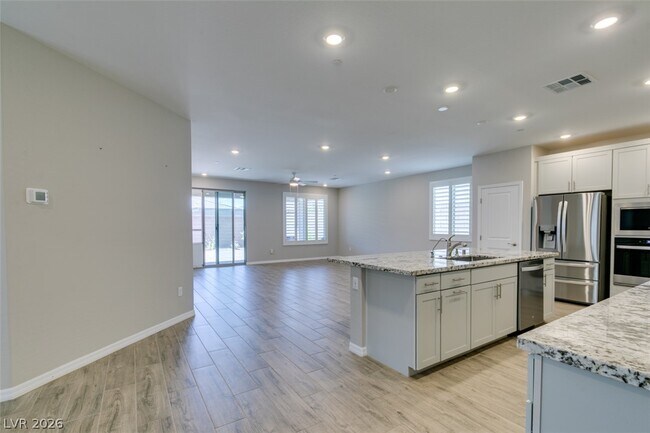 Foto del edificio - 9569 Sunset Fire Ln