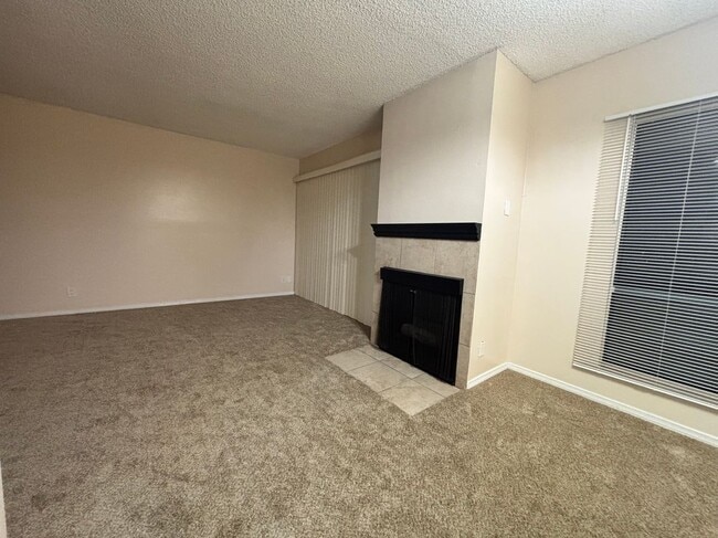 Foto del edificio - 7300 Franklin Ave