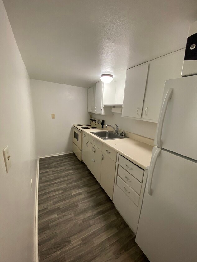 Foto principal - 811 St James St