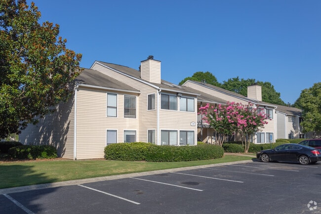 Building Photo - Lakeside Retreat at Peachtree Corners