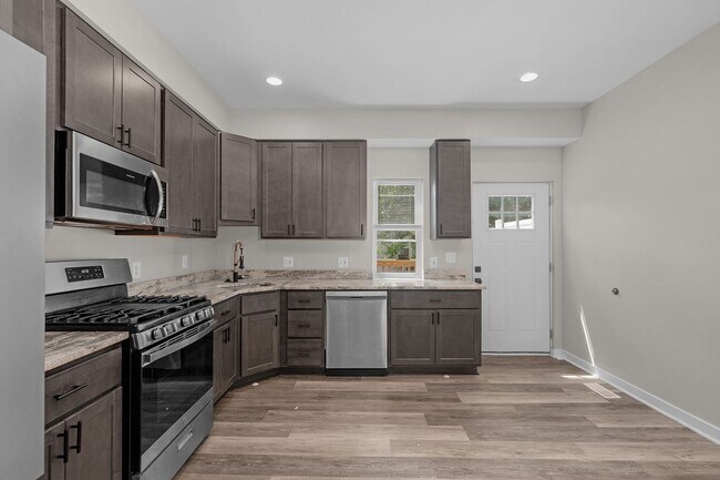Foto del edificio - 517 E 27th St