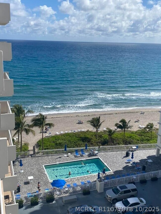 Building Photo - 3221 S Ocean Blvd