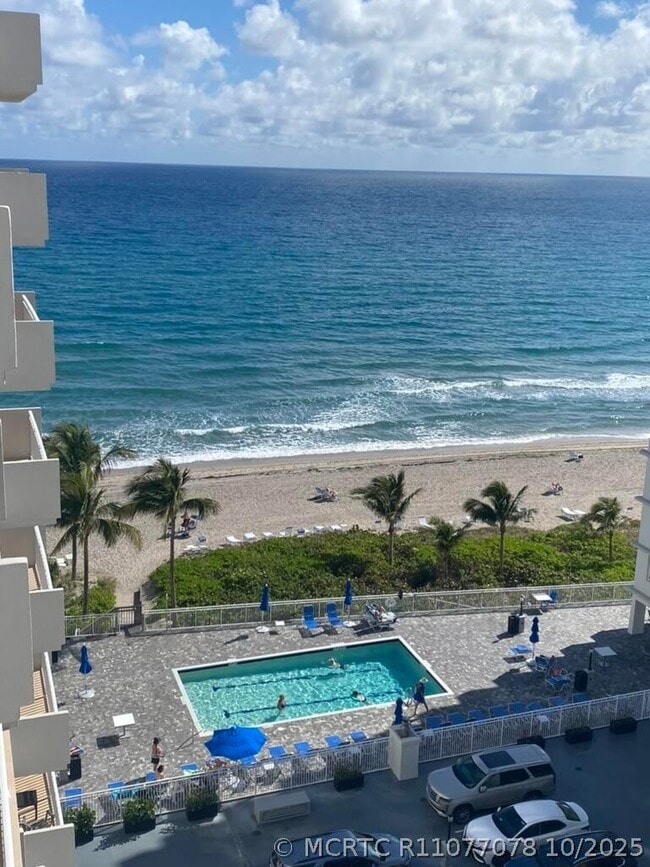 Building Photo - 3221 S Ocean Blvd