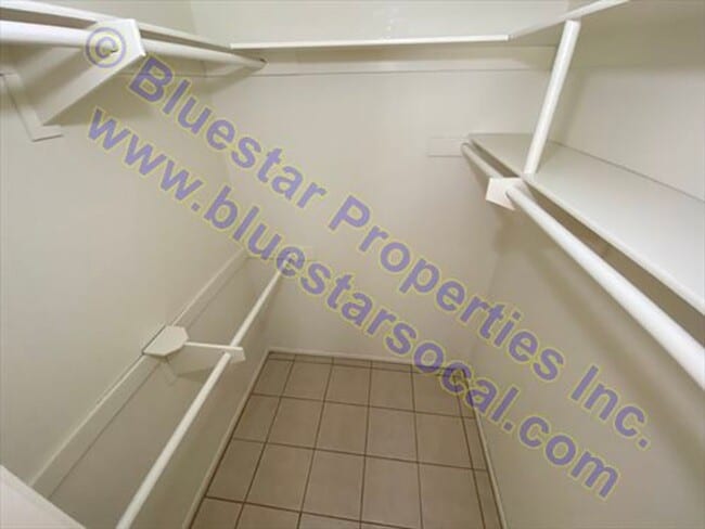 Building Photo - GREAT LOCATION!! Property in HESPERIA CA!!...