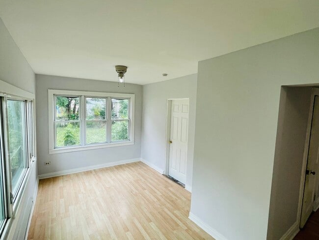 Building Photo - 3632 S 52nd Ct