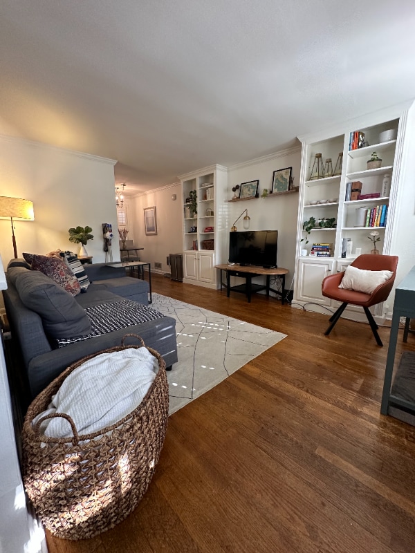 Foto del edificio - 618 S Pitt St