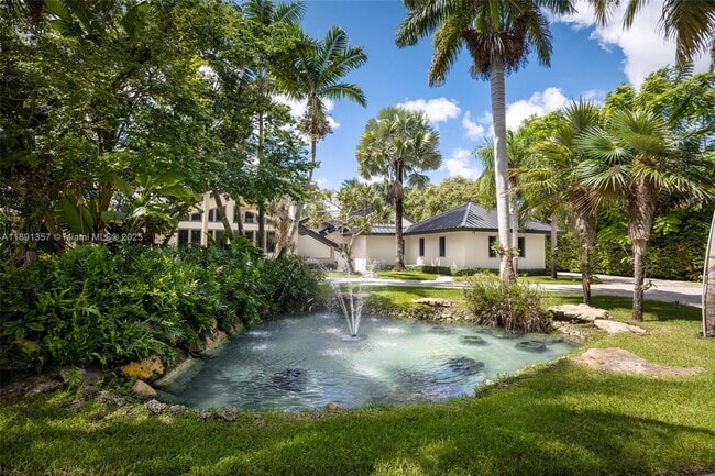 Foto del edificio - 14200 SW 70th Ave