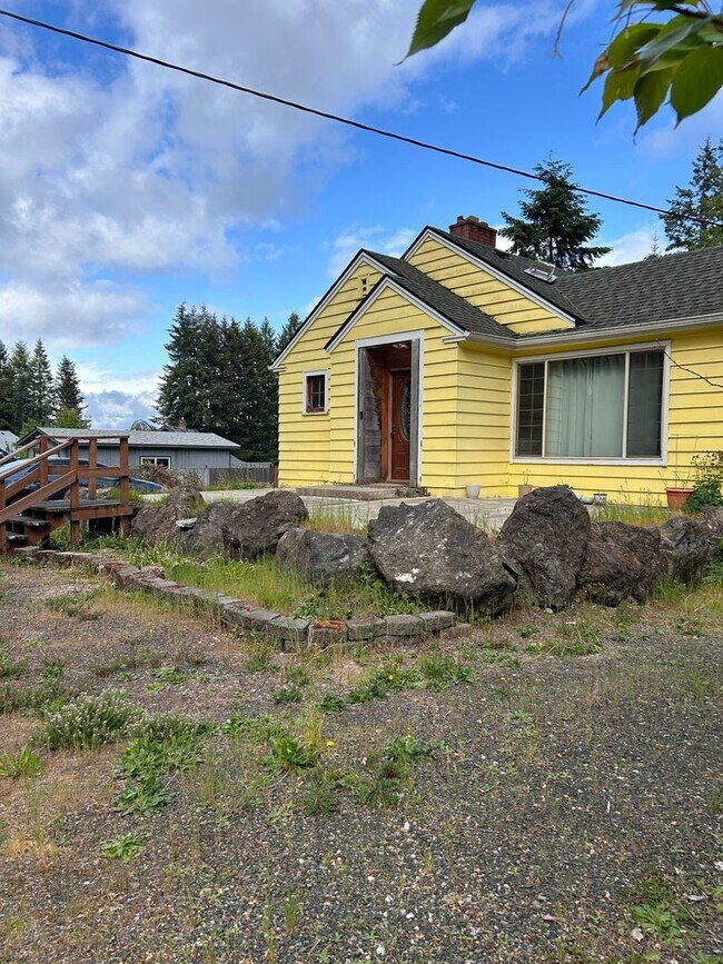 Foto del edificio - Charming 2BR House in Shelton