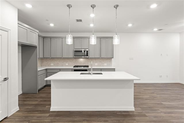 Building Photo - 2284 Black Frst Dr