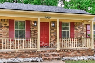 Building Photo - 2960 Glenn Hills Dr