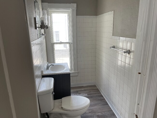 Foto del edificio - 368 Lincoln Ave