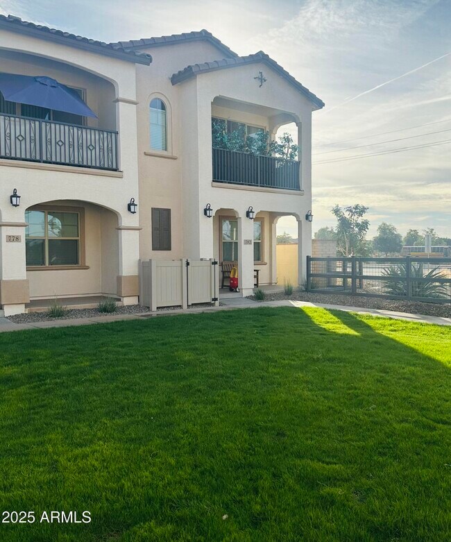 Foto del edificio - 782 S Olympic Dr