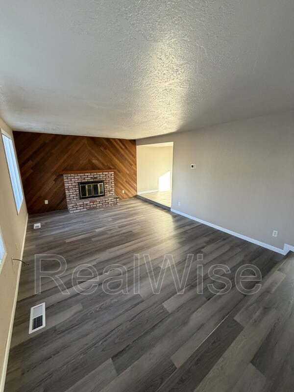 Foto del edificio - 1202 Morrow Rd