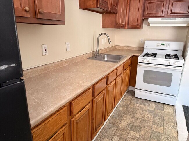 Building Photo - 226 Martin St