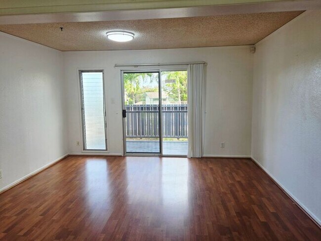 Foto del edificio - Ridgeway - Aiea: 3 Bed, 1.5 Bath Townhome w/ 2 assigned parking