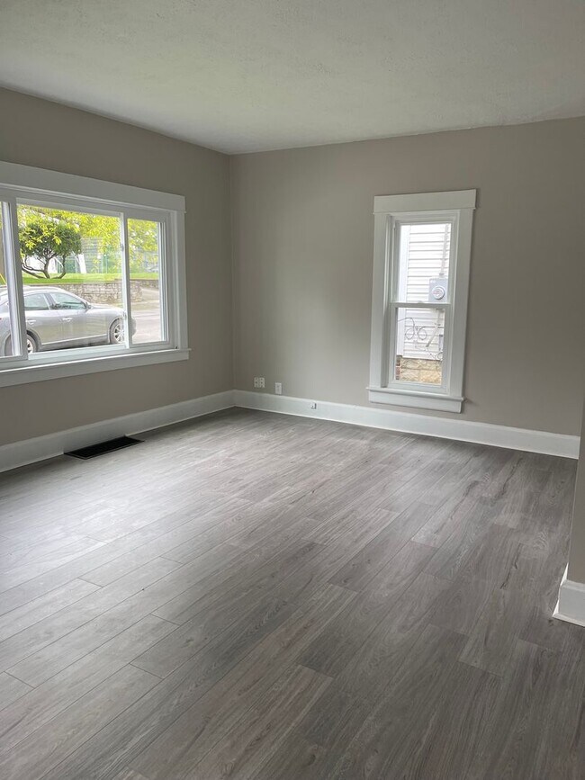 Foto del edificio - Three Bedroom House