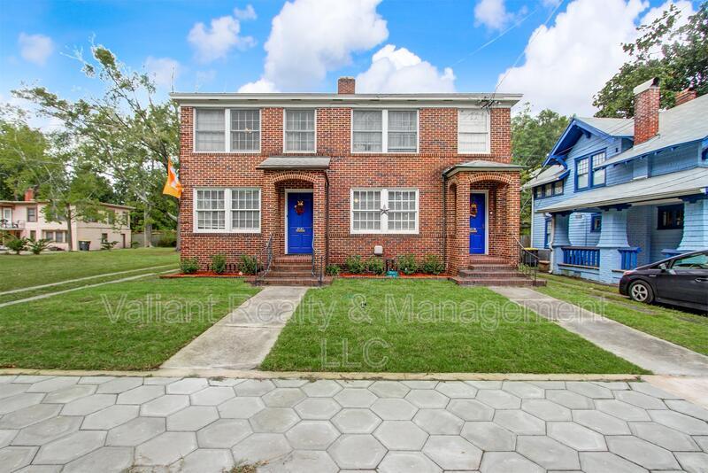 Primary Photo - 2781 Riverside Ave