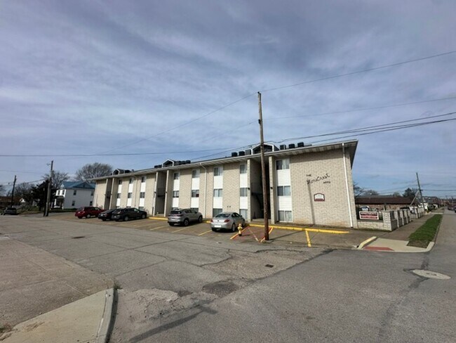 Foto del edificio - 2801 Emerson Avenue