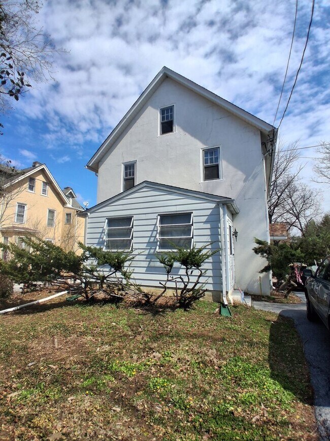 Foto del edificio - 325 S Valley Forge Rd