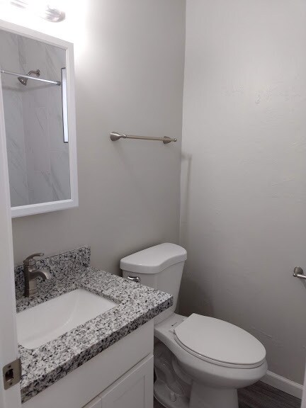 Building Photo - 1346 E Willetta St #4