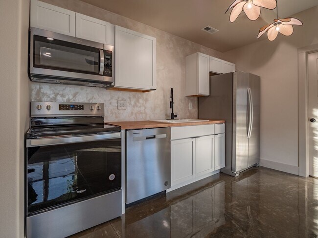 Foto del edificio - 922 9th St SE