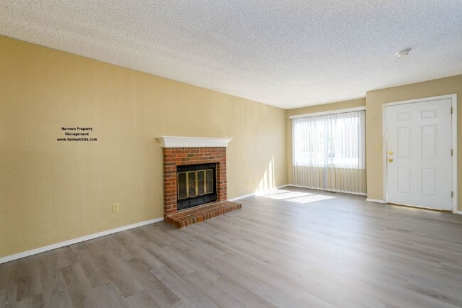 Building Photo - 9242 E Funston Ct