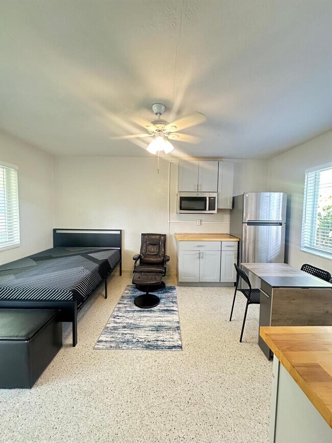 Foto del edificio - 1712 Fletcher St