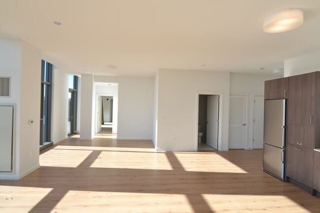 Interior Photo - The Viridian