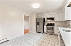 Foto del edificio - 138 Emerson Gardens Rd