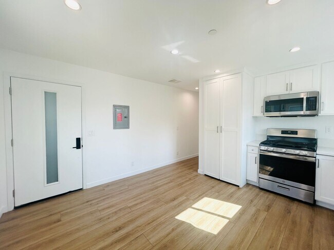 Foto del edificio - 10914 Columbus Ave