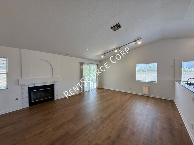 Building Photo - 40333 Argyle Ln