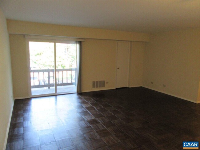 Foto del edificio - 1215 Wertland St