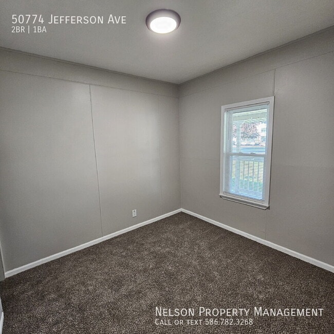 Foto del edificio - 50774 Jefferson Ave