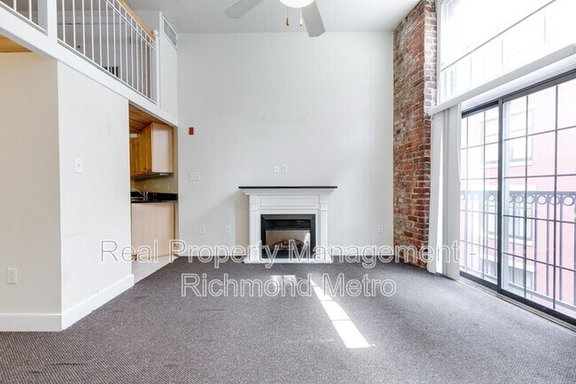 Foto del edificio - 1321 1/2 E. Main St.