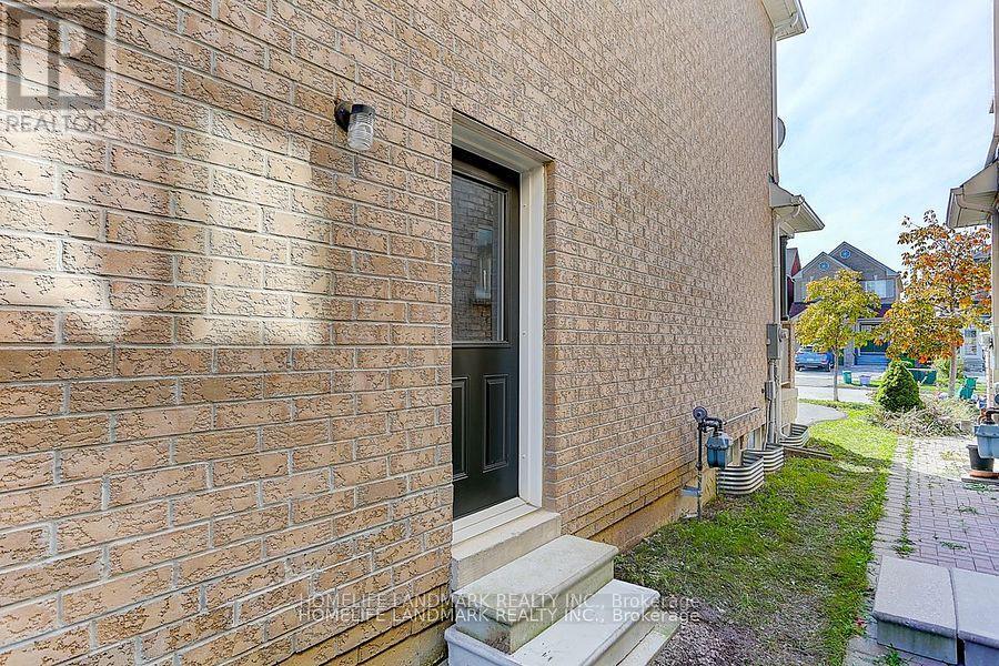 Photo du bâtiment - 110 Lahore Crescent