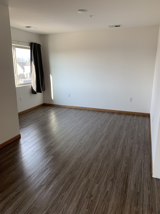 Living Area #2 - Huntington Park Apartments
