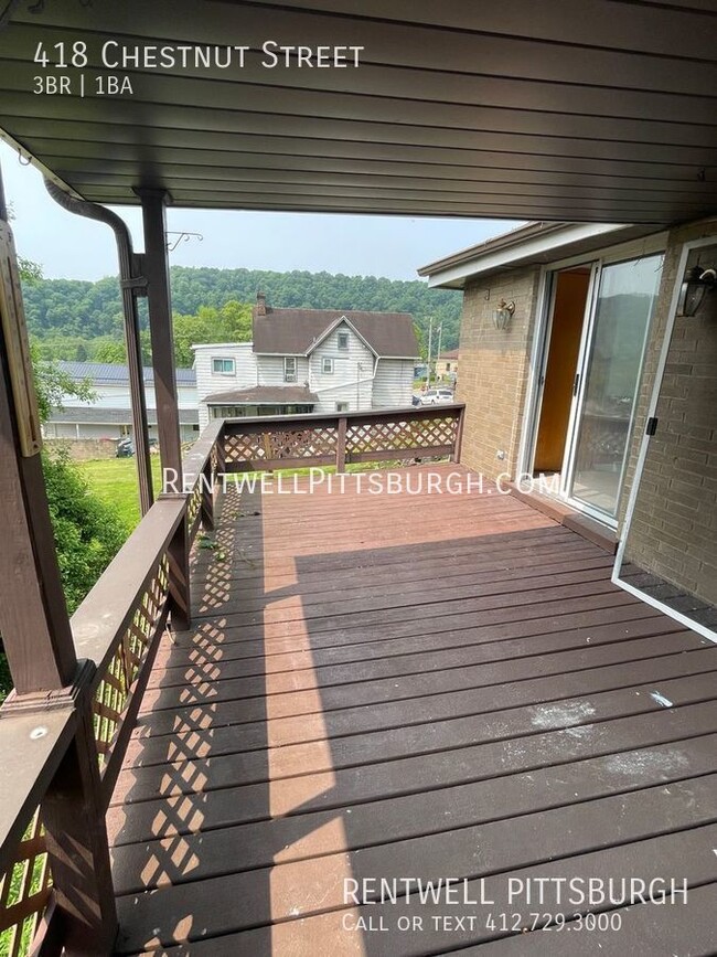 Building Photo - 3 Bedroom Home in McKeesport - Section 8 Only