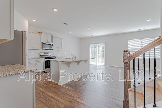 Building Photo - 52 Oak Edge Ln