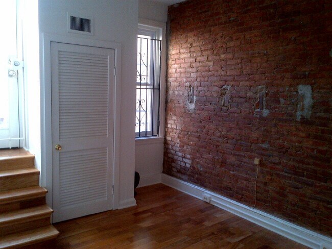 Foto del edificio - 820 South St