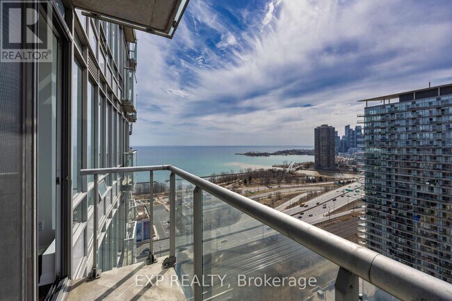 Photo du bâtiment - 2501 Windermere Ave
