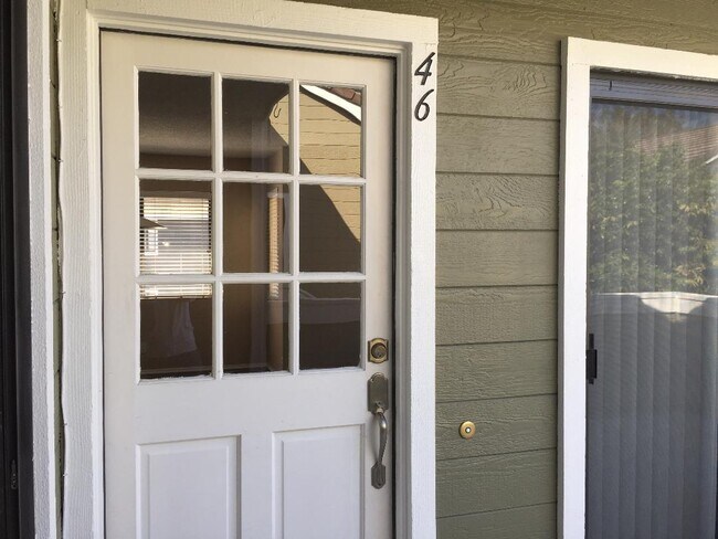 Entrance - 46 Bramble Ln