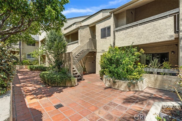 Building Photo - 64 Mar Vista Ave