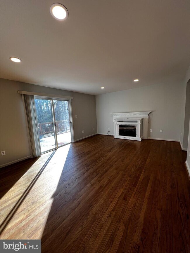 Foto del edificio - 518 Andrew Hill Rd
