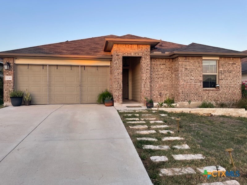 Foto principal - 136 Ragnar Dr